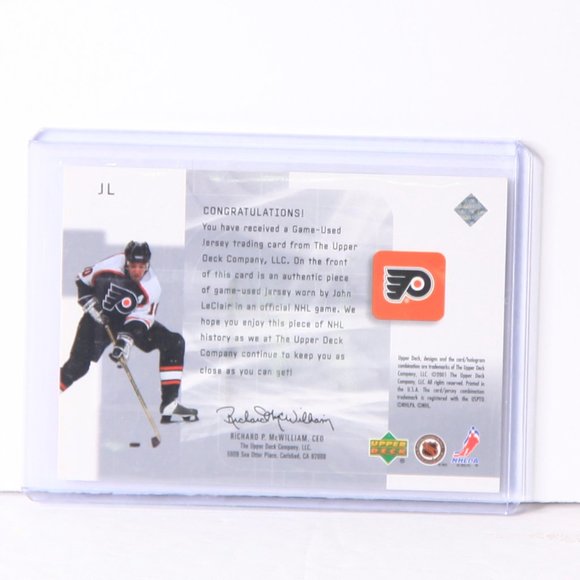 John Leclair Game-Used Jersey Trading Hockey Card Philadelphia Flyers 2001 JL - Picture 2 of 2